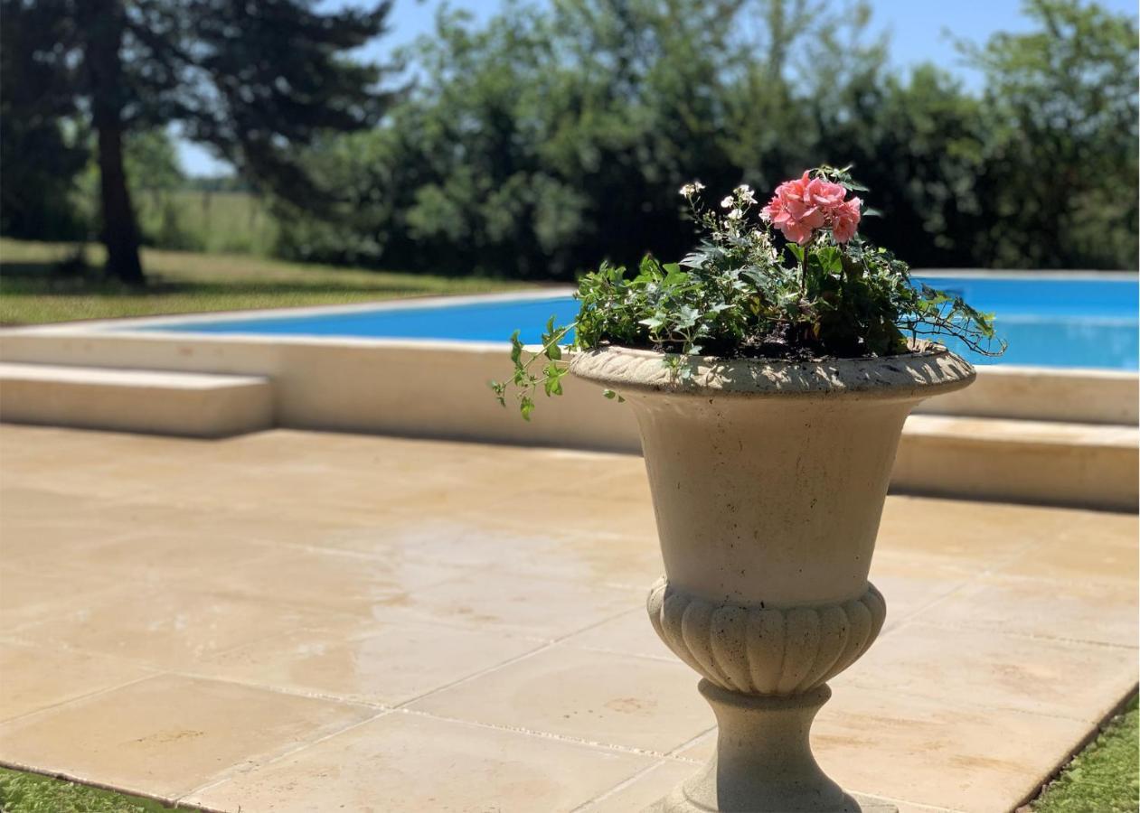 Chateau Mas De Pradie B&B Garden View Room Foissac  Εξωτερικό φωτογραφία